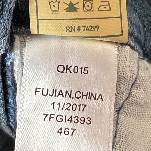 7 For All Mankind Toddler Girls Denim Overalls 24M Skinny Fit Distressed Jean - Picture 4 of 9